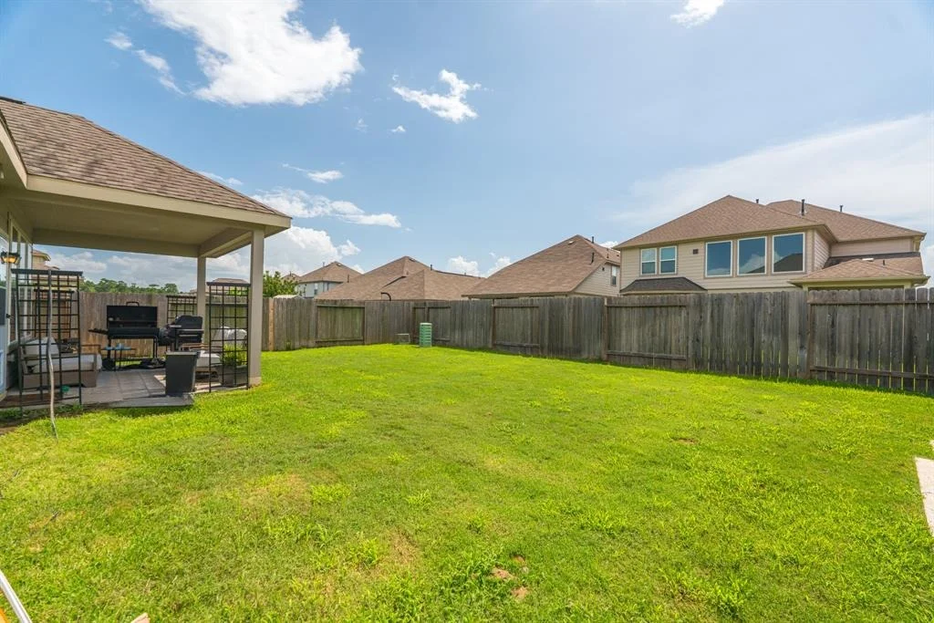 Photo of 17619 Harbourfront Road