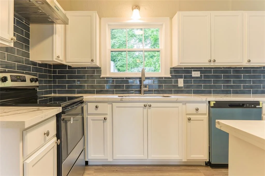 Photo of 208 W Jefferson Street