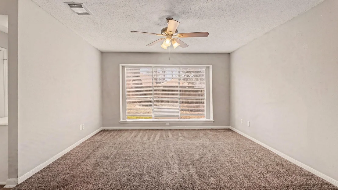 Photo of 2067 SE Shadow Rock Drive