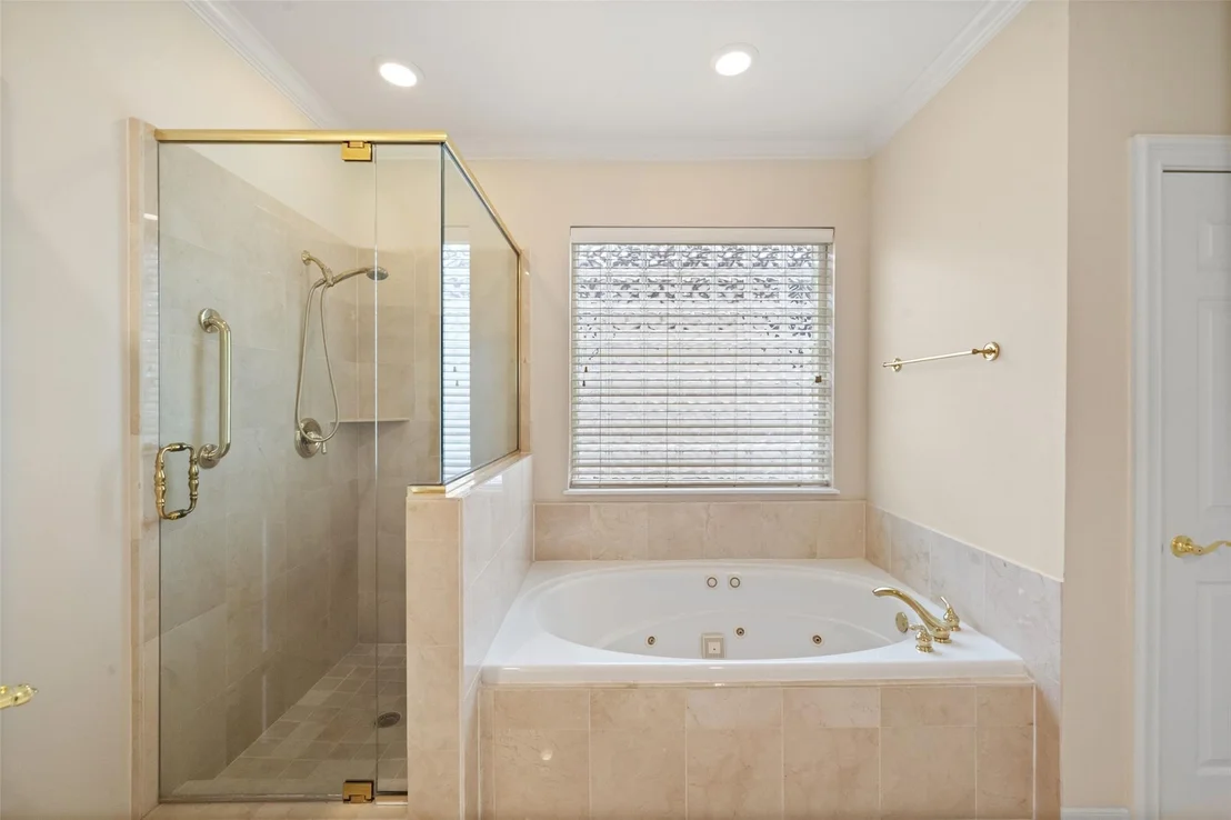 Photo of 3812 Riley Street