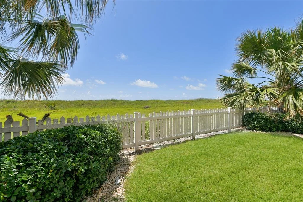 Photo of 1745 Seaside Drive
