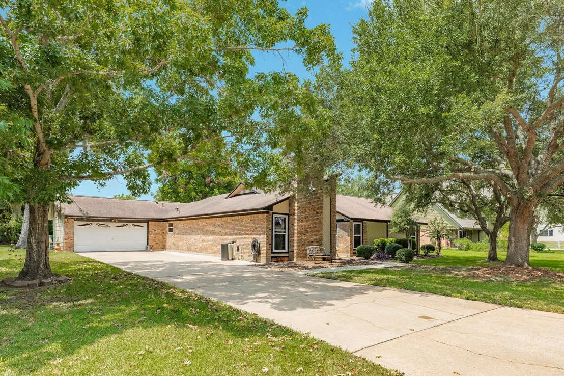 Photo of 54 Royal Oak Circle