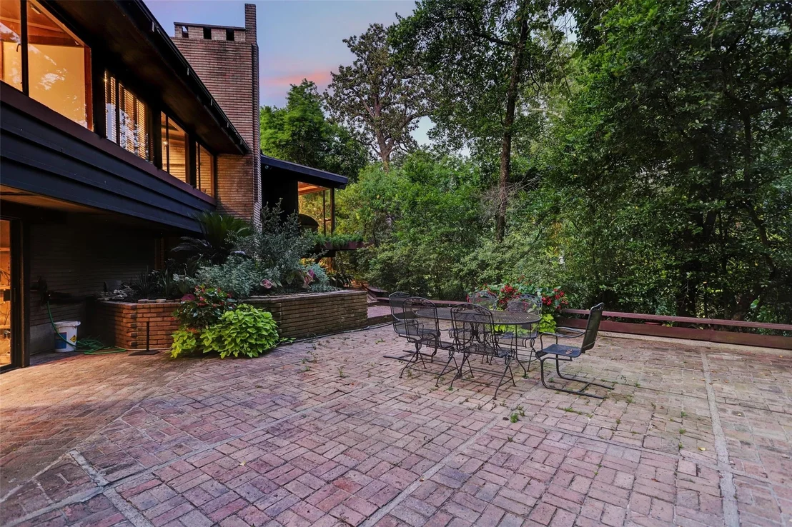 Photo of 8 Tiel Way