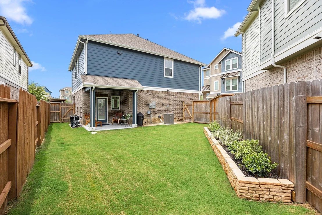 Photo of 7618 Redbud Orchard Road