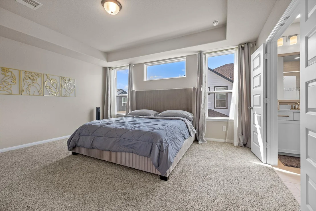 Photo of 4203 Weathered Oak Drive