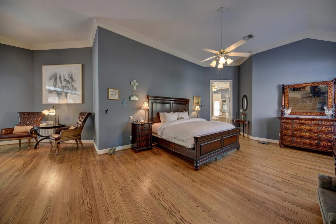 Photo of 851 Elm Drive