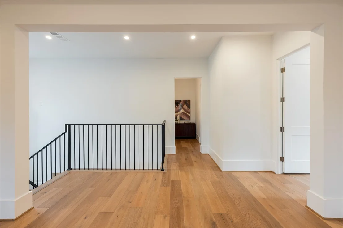 Photo of 2817 Albans Road