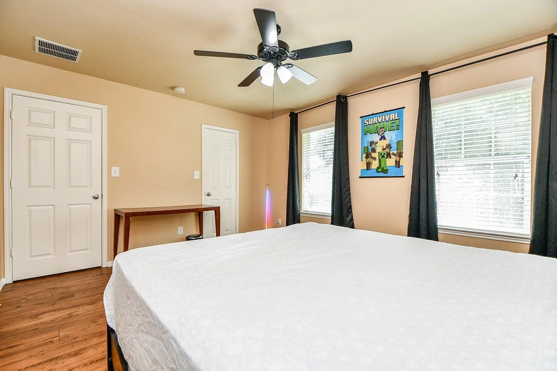 Photo of 5607 Gemstone Park Road