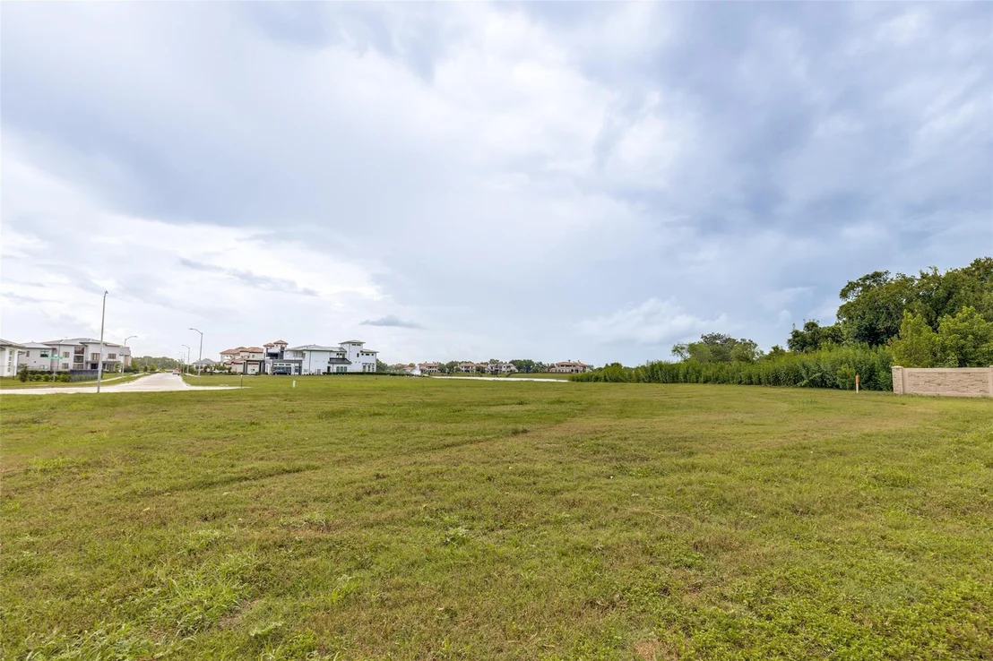 Photo of 62 Alexandra Way Circle