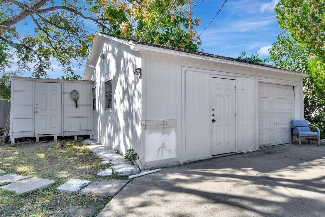 Photo of 8314 Albacore Drive