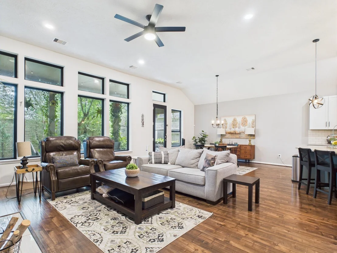 Photo of 6003 Rivergrove Bend Drive