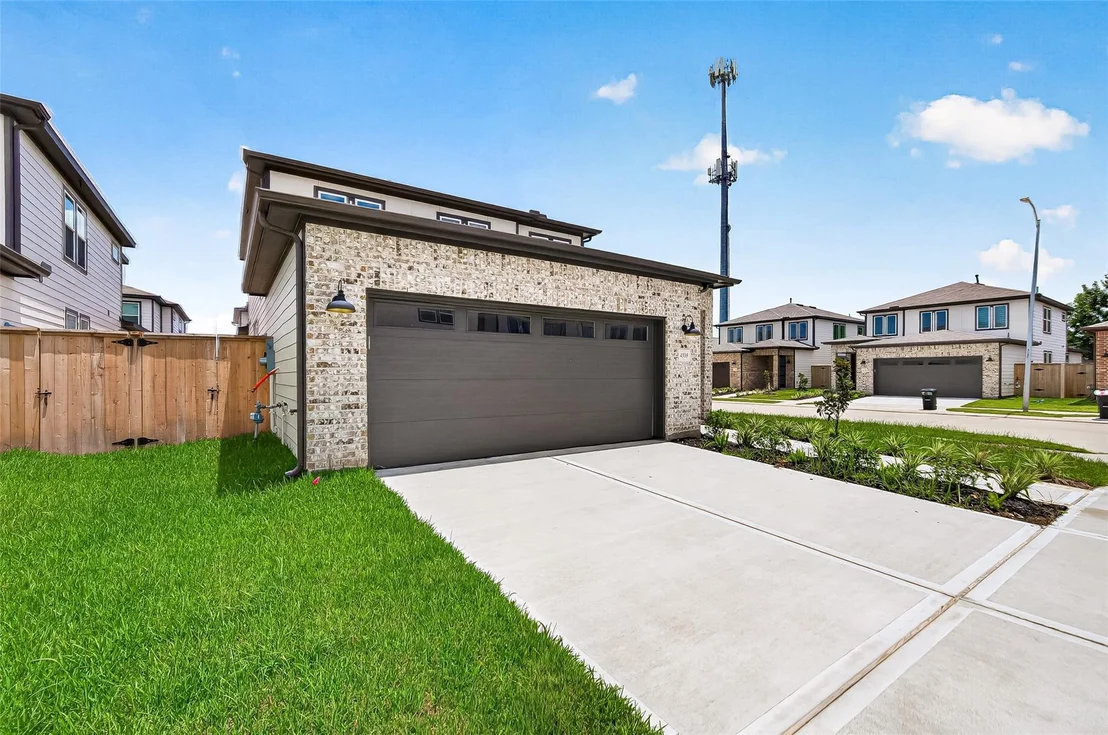 Photo of 4335 Avron Drive
