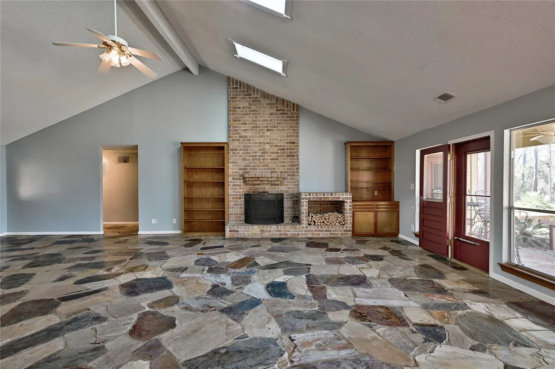Photo of 15823 Stagecoach Road