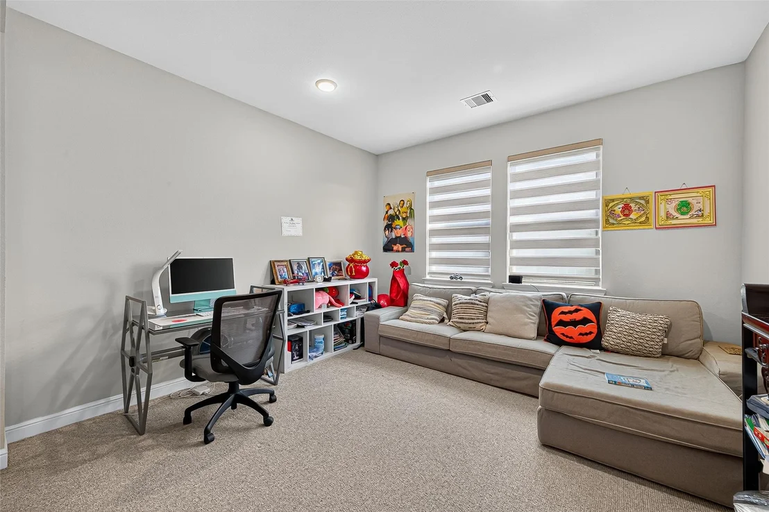Photo of 8507 Lockridge Valley Trail