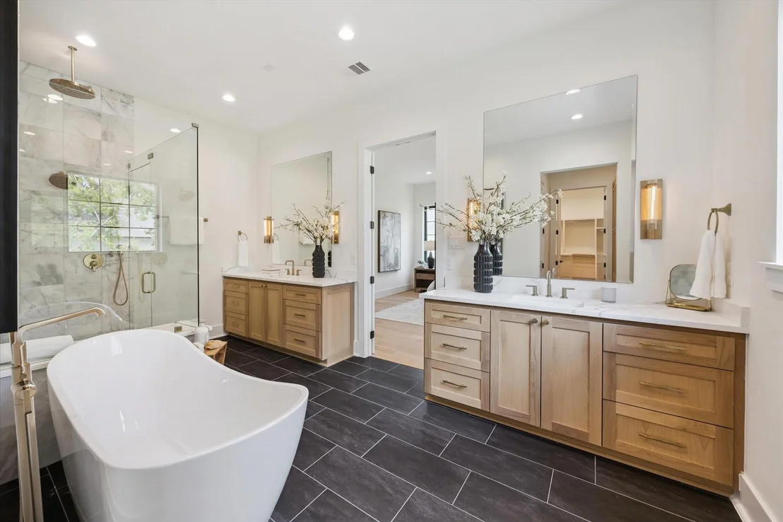 Photo of 938 Gardenia Drive