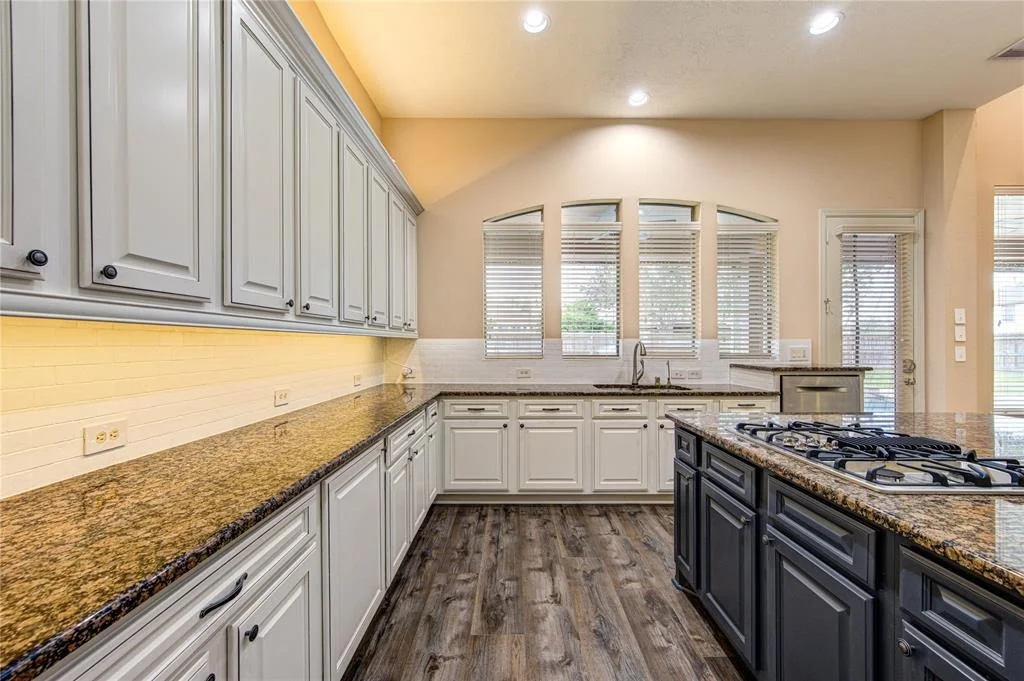 Photo of 4610 Seguin Valley Drive
