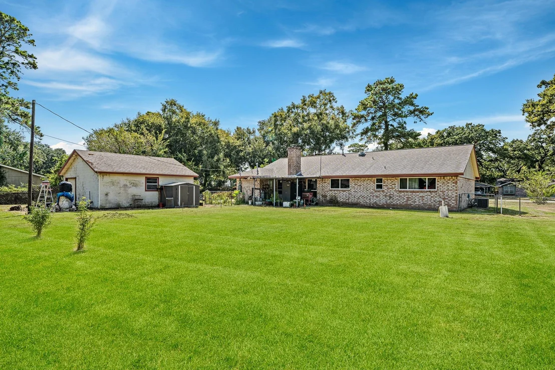 Photo of 12715 Oakfield Drive