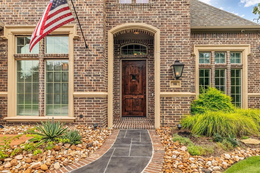 Photo of 98 E Cove View Trail