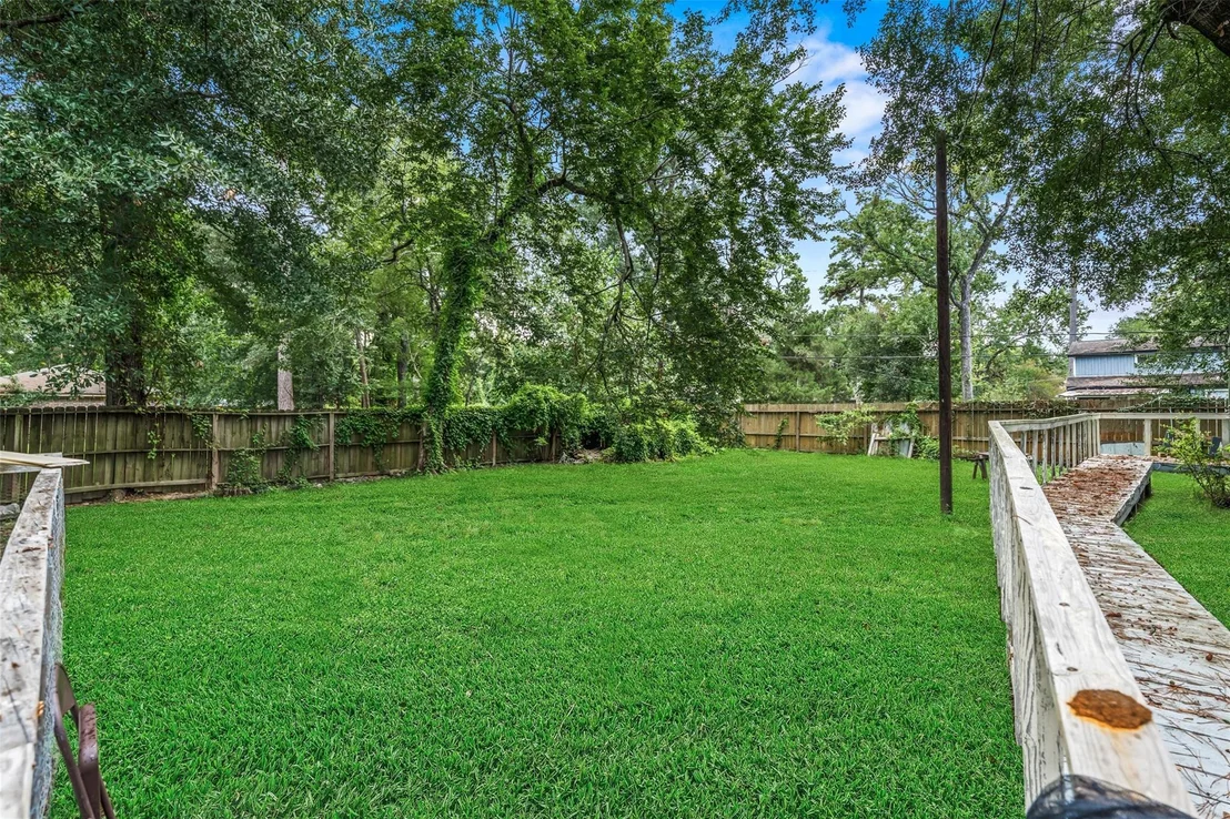 Photo of 2319 Creekleaf Road