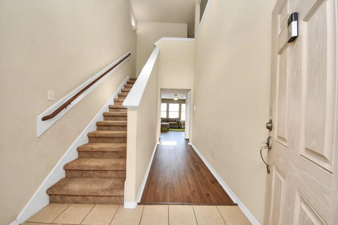 Photo of 5019 Royal Cypress Drive