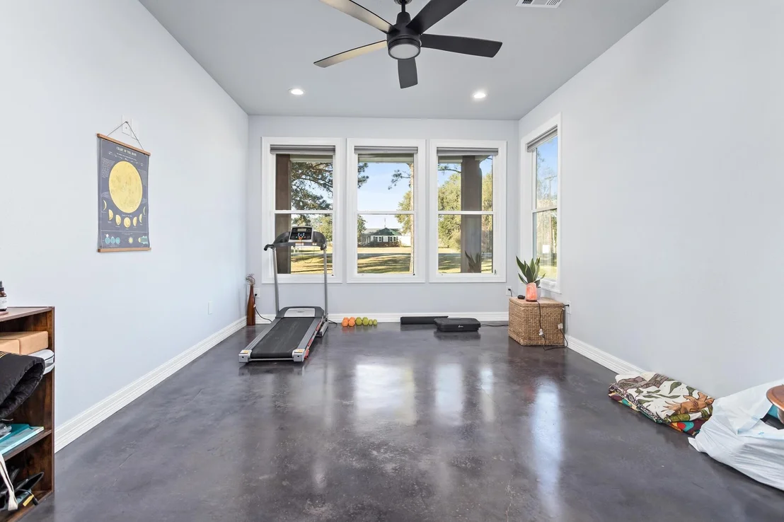 Photo of 847 W Buccaneer Drive