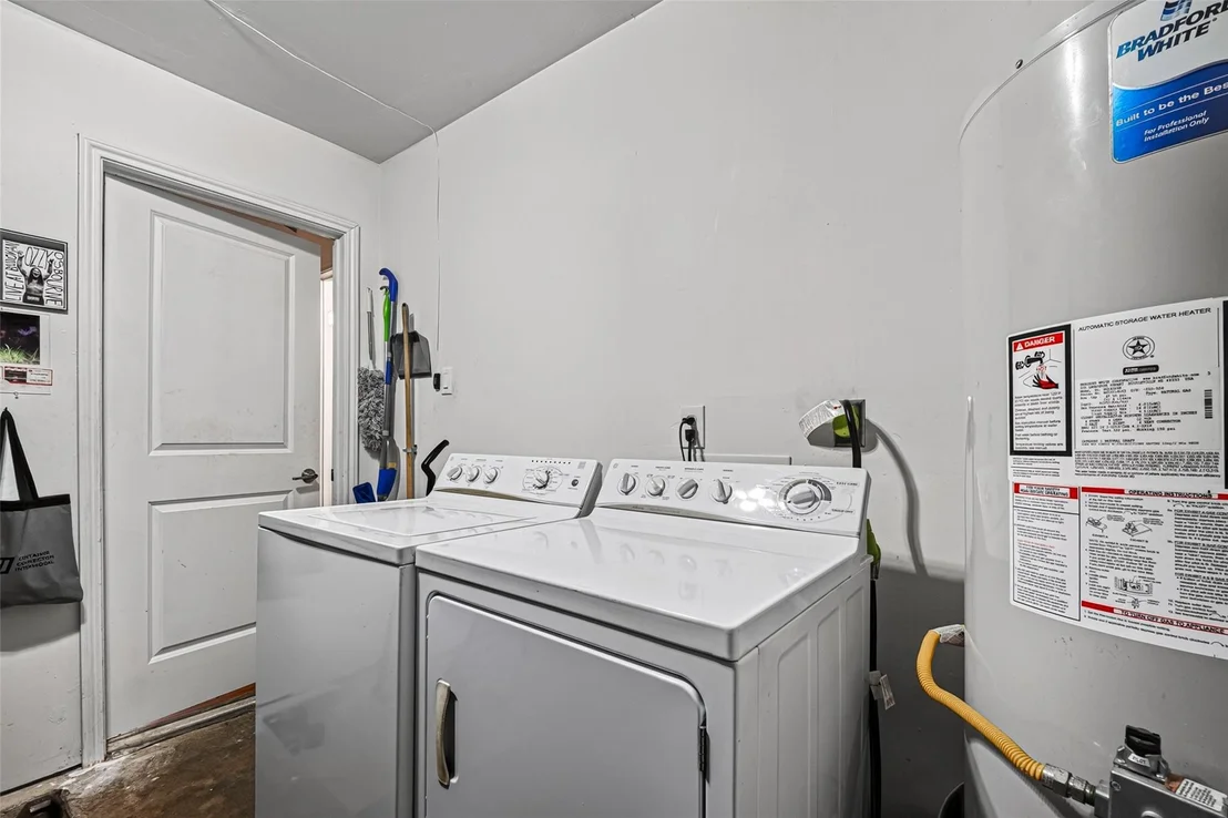 Photo of 1106 Holbech Lane
