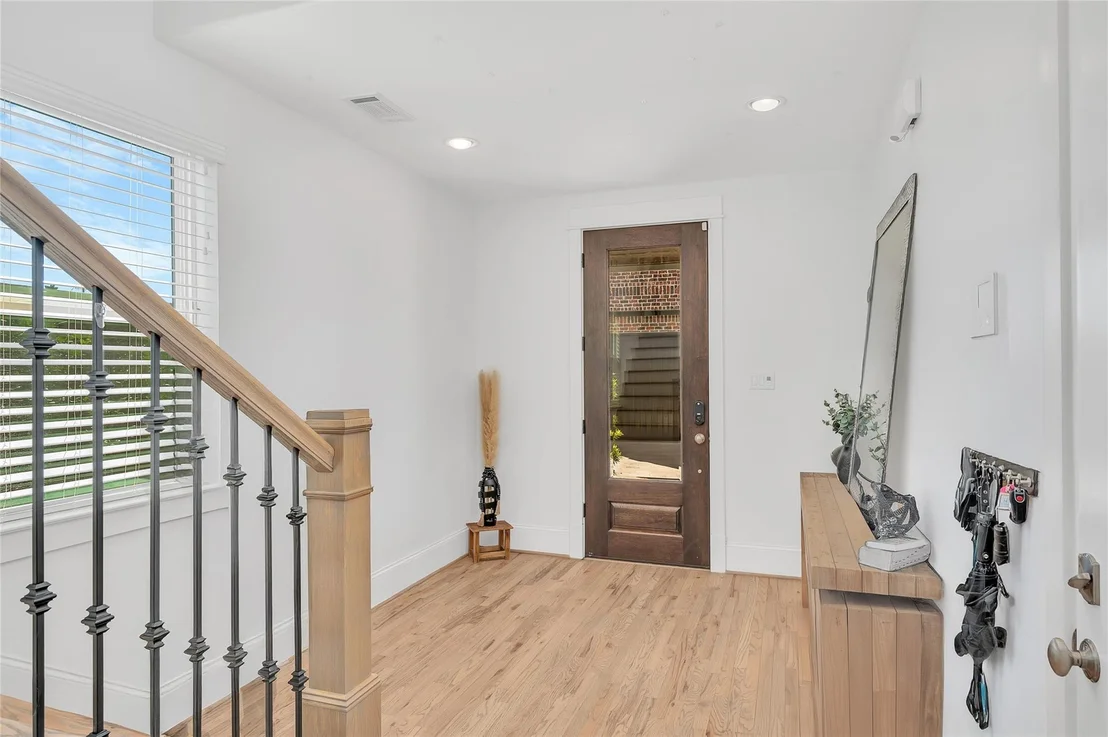 Photo of 2917 Hicks Street