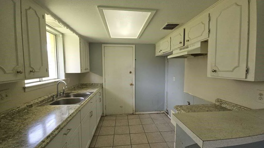 Photo of 7623 Kellwood Drive