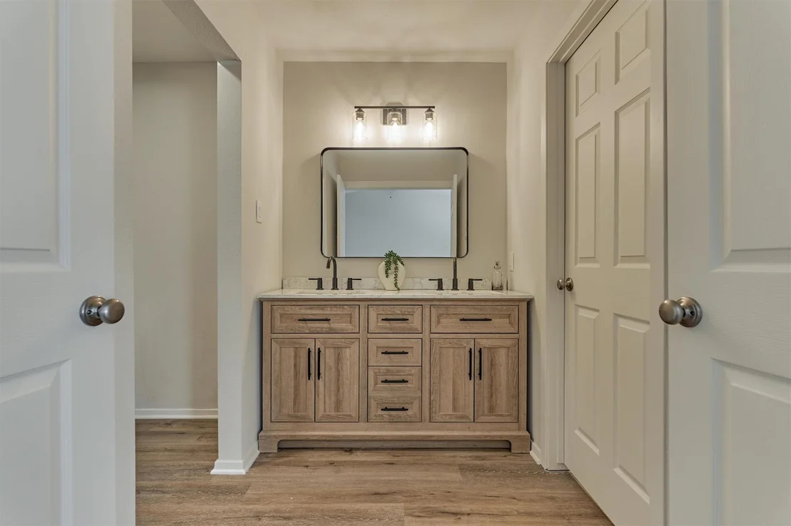Photo of 1 Fiddleleaf Court