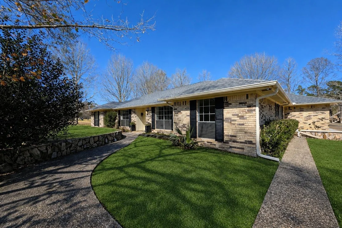 Photo of 8708 W Fox Road