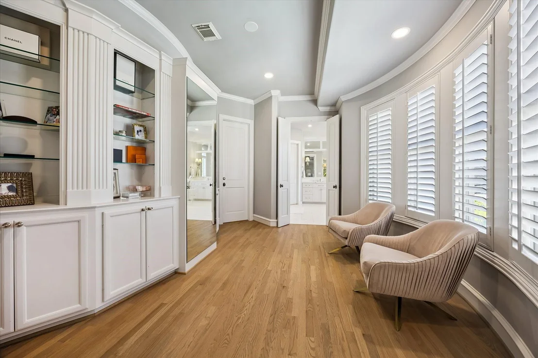 Photo of 1020 River Glynn Drive