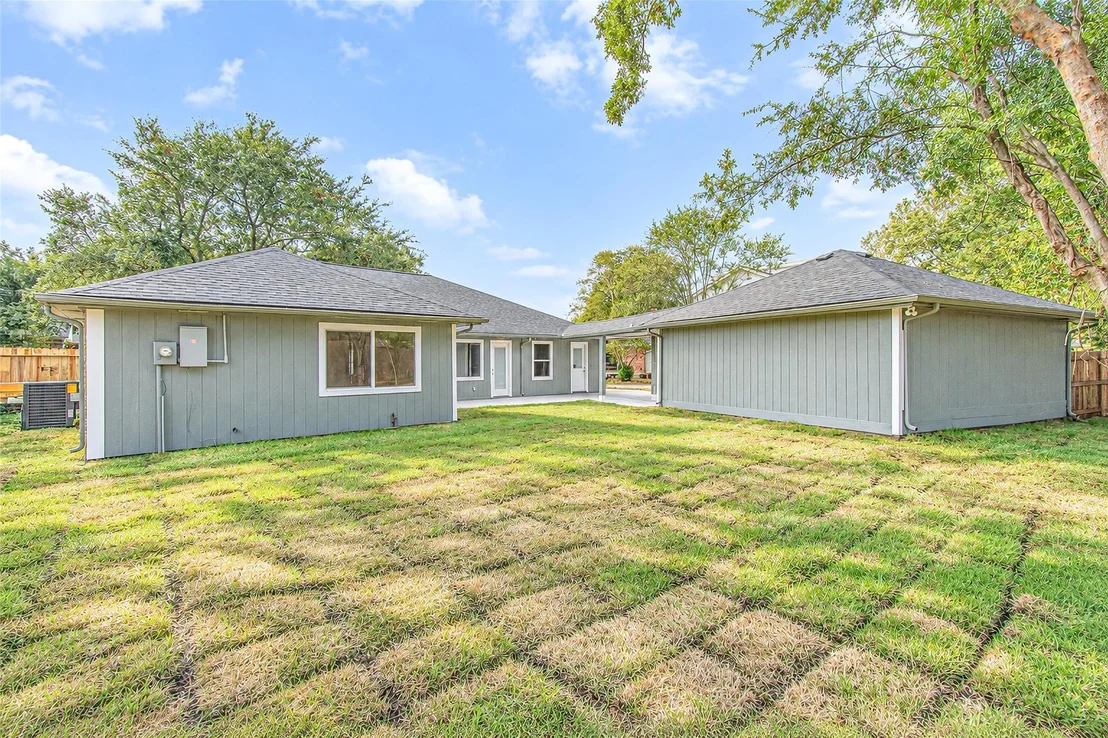 Photo of 8002 Candle Lane