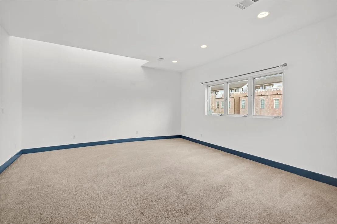Photo of 3910 Austin Street