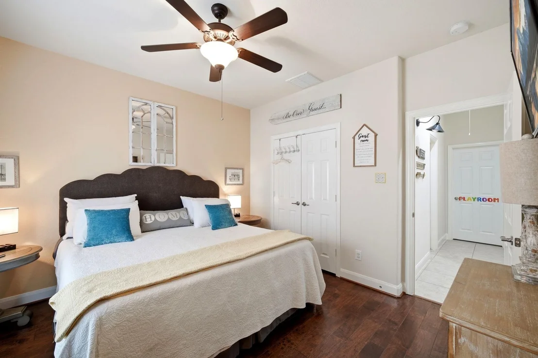 Photo of 25910 Northcrest Drive