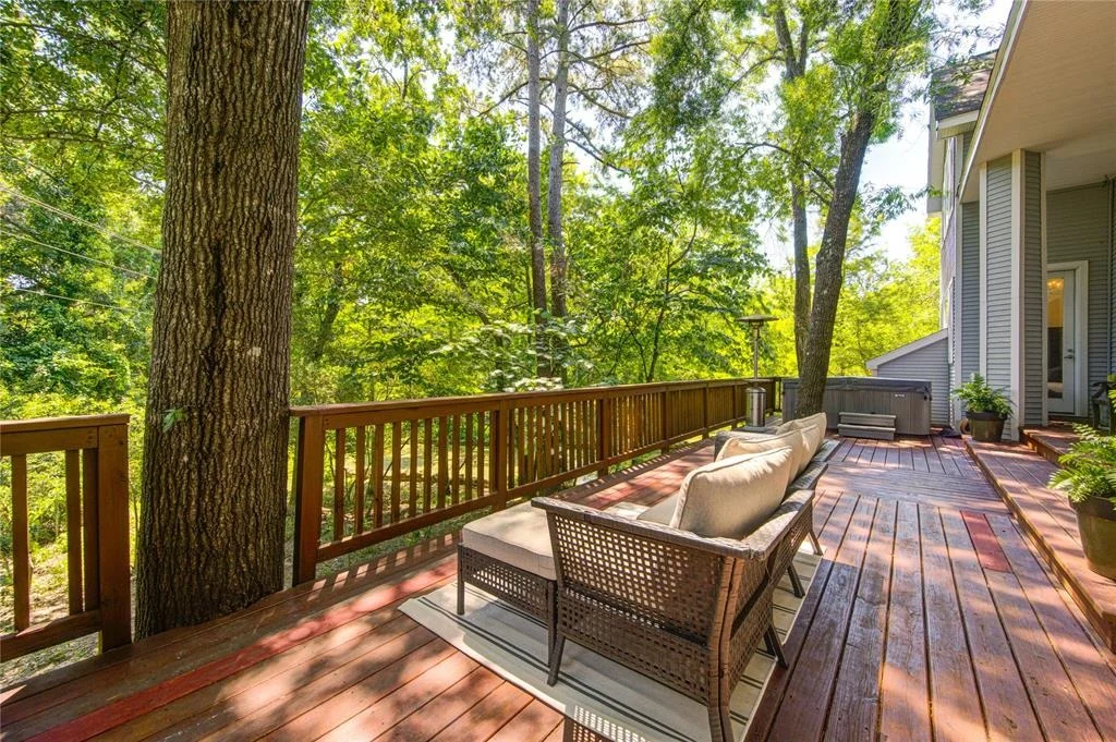 Photo of 1121 Lashbrook Drive