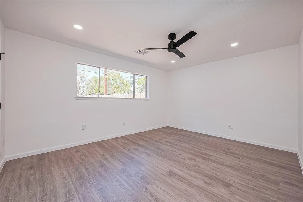 Photo of 7006 White Tail Drive