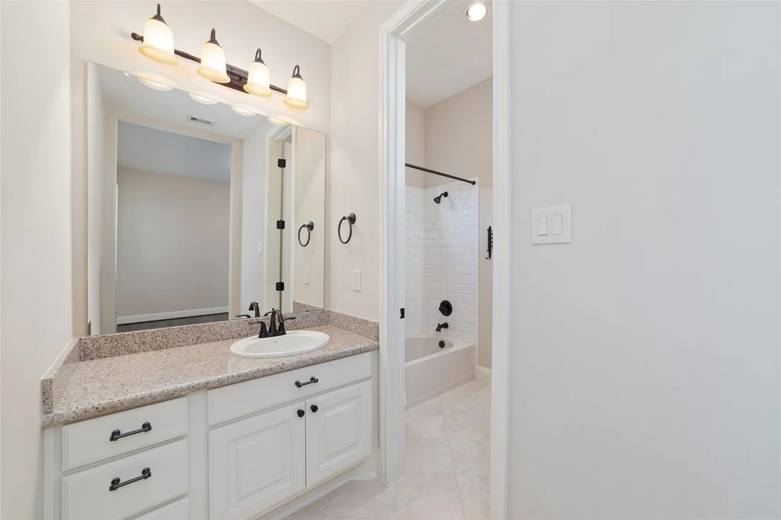 Photo of 17810 Fairhaven Gateway Drive