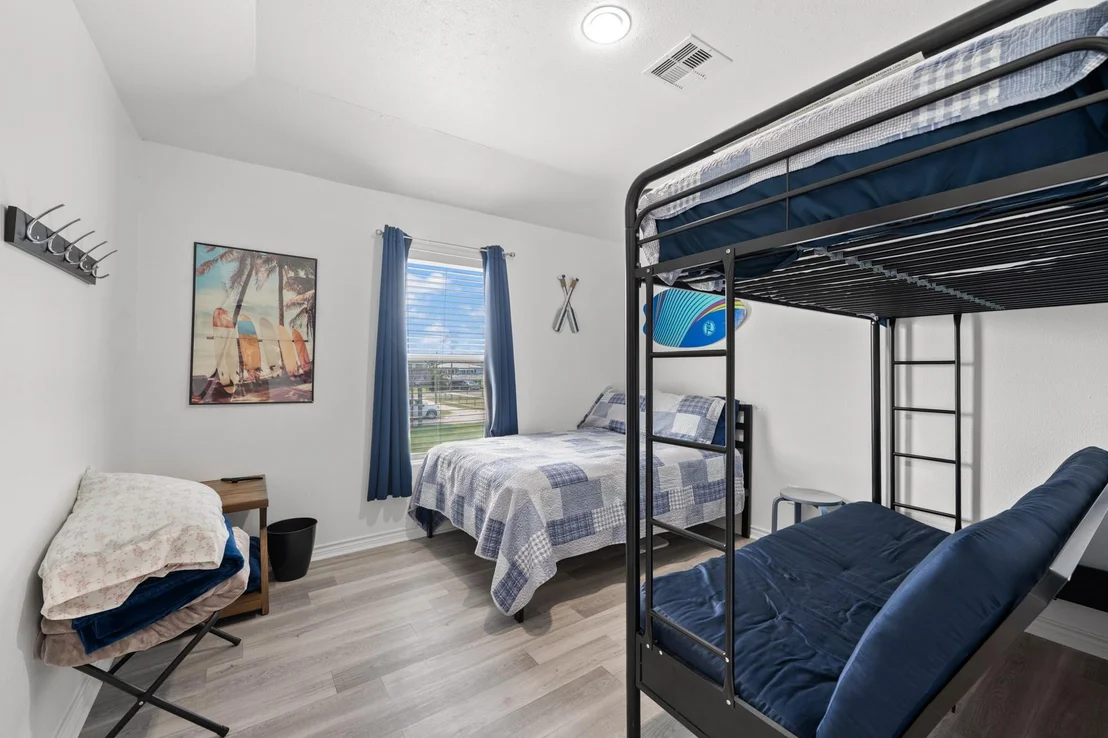 Photo of 818 Surf Drive