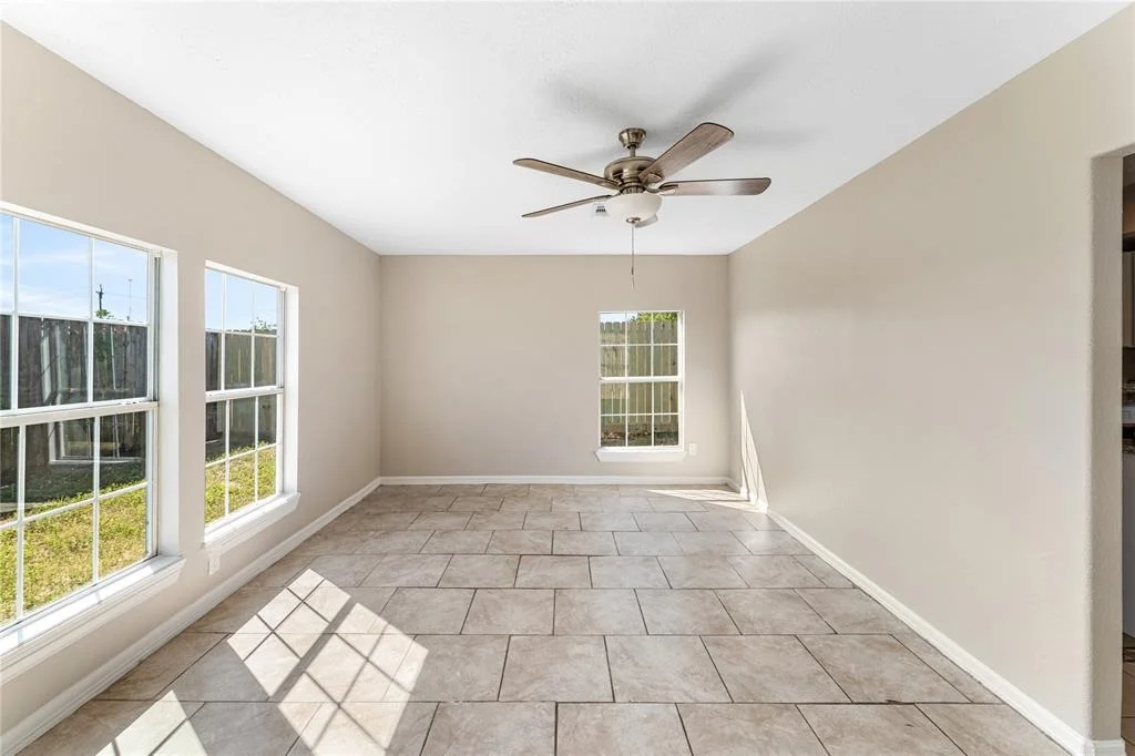 Photo of 6250 Foxhunter Road