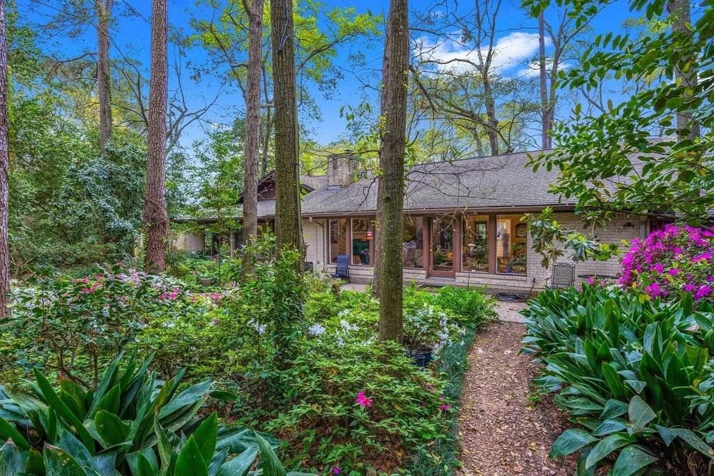 Photo of 308 Tanglewood Drive