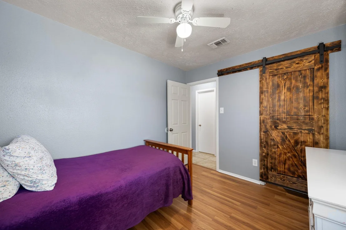 Photo of 1804 Spruce Drive