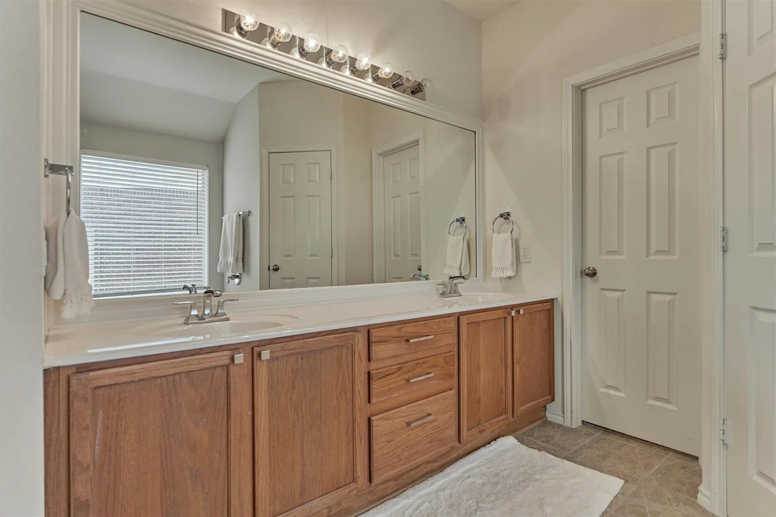 Photo of 30007 Luna Lakes Drive