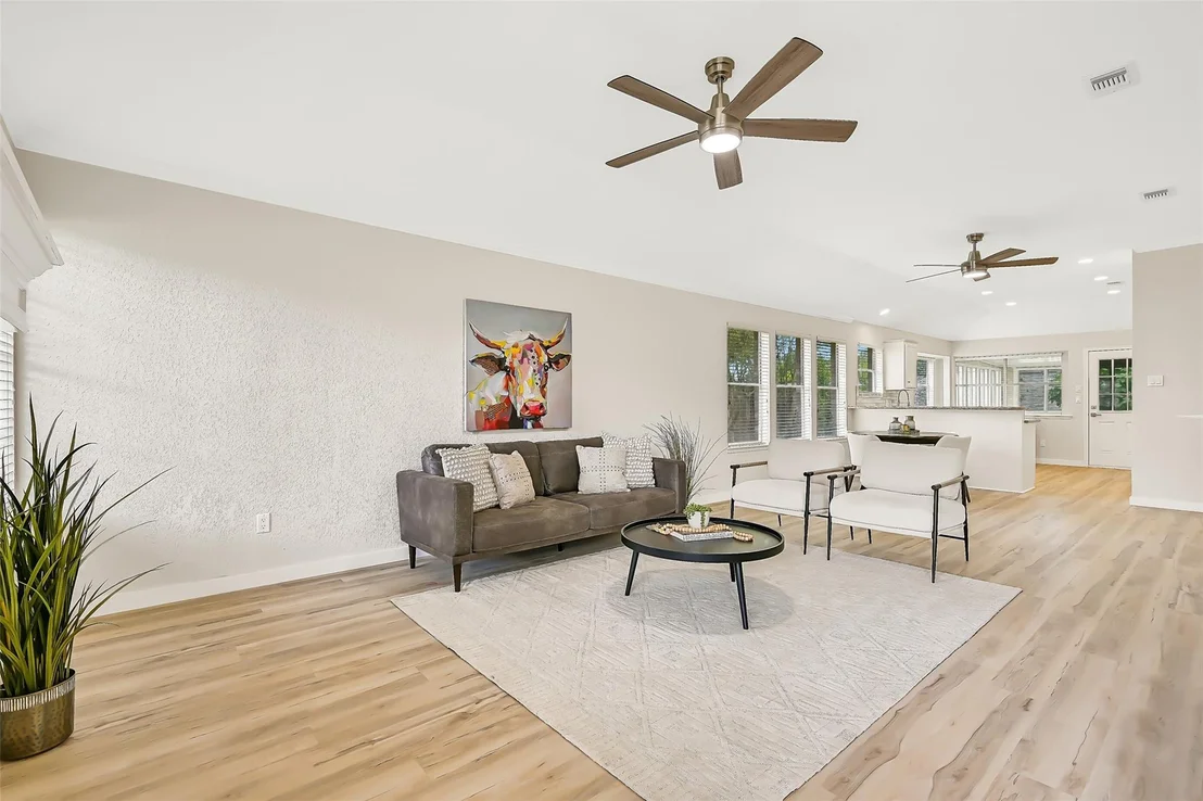 Photo of 3236 Lee Circle