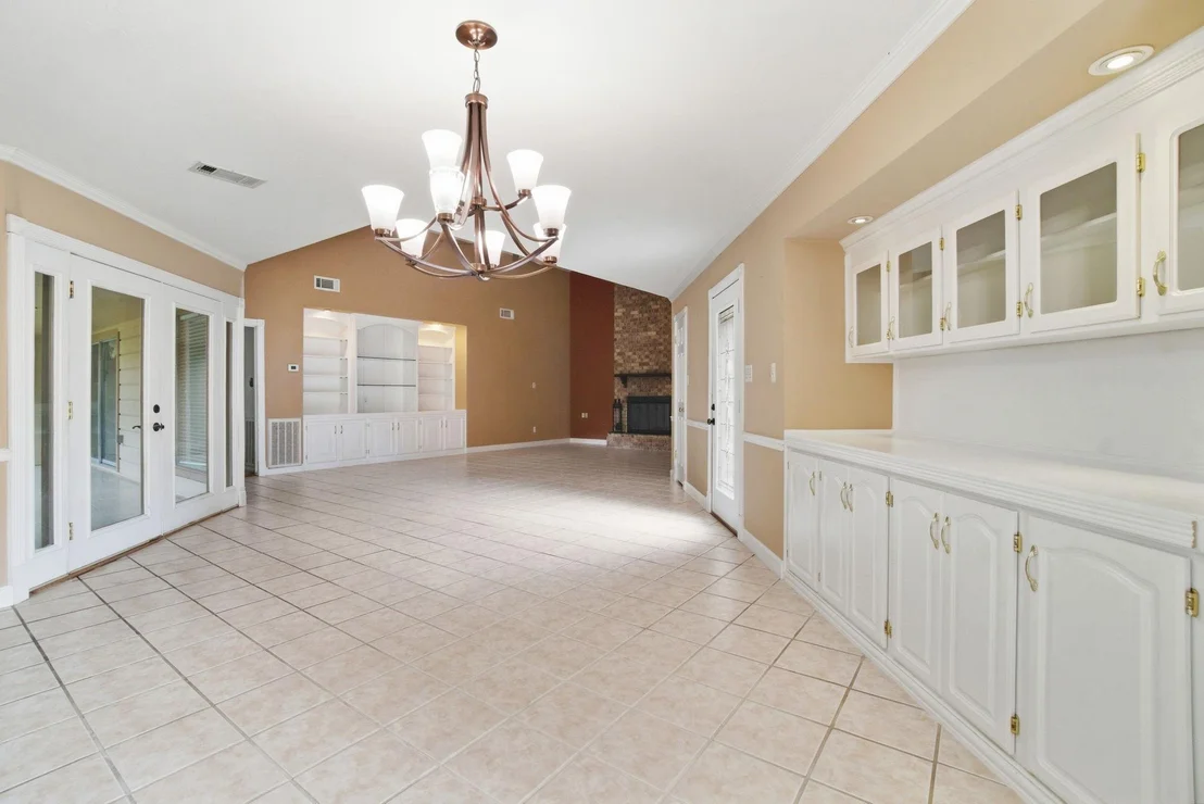 Photo of 74 Oak Grove Lane