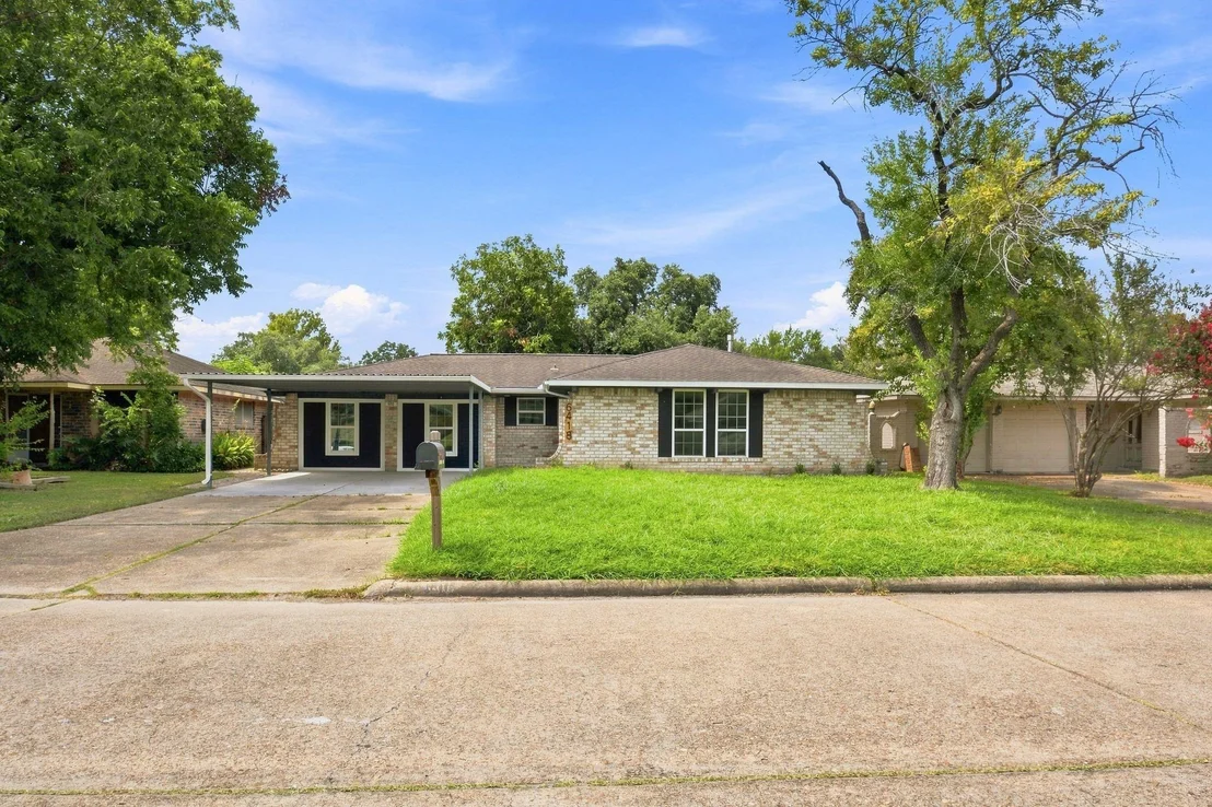 Photo of 6418 Silver Chalice Drive