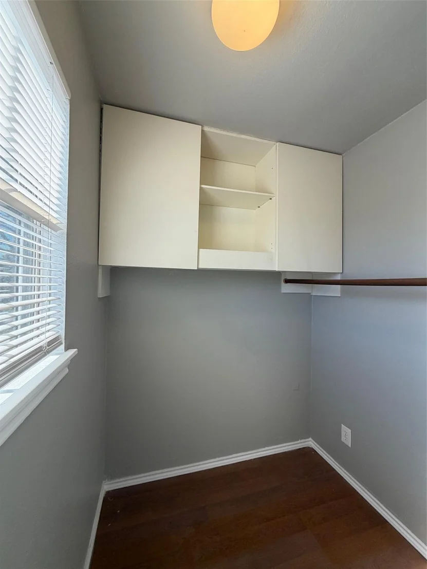 Photo of 21406 Park Royale