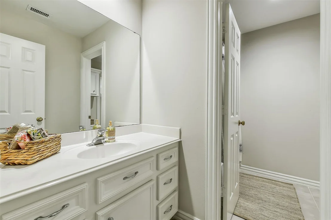 Photo of 11 Cypress Lake Place