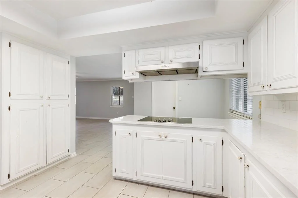 Photo of 16202 Surrey Lane