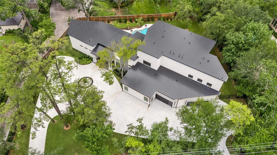 Photo of 625 Piney Point Road