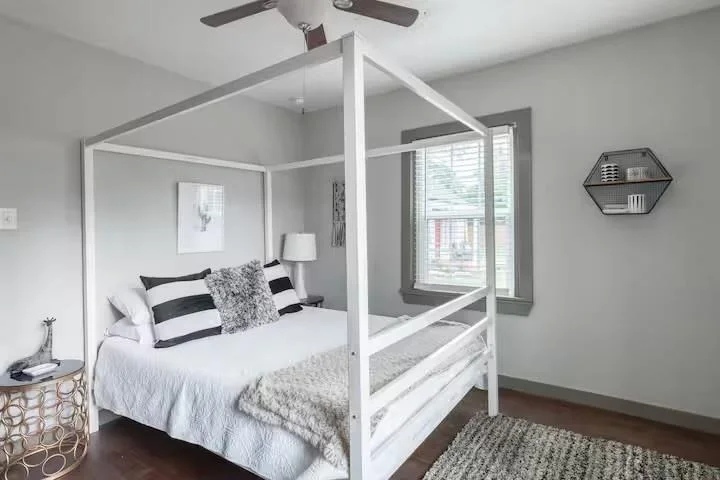 Photo of 1017 Milner
